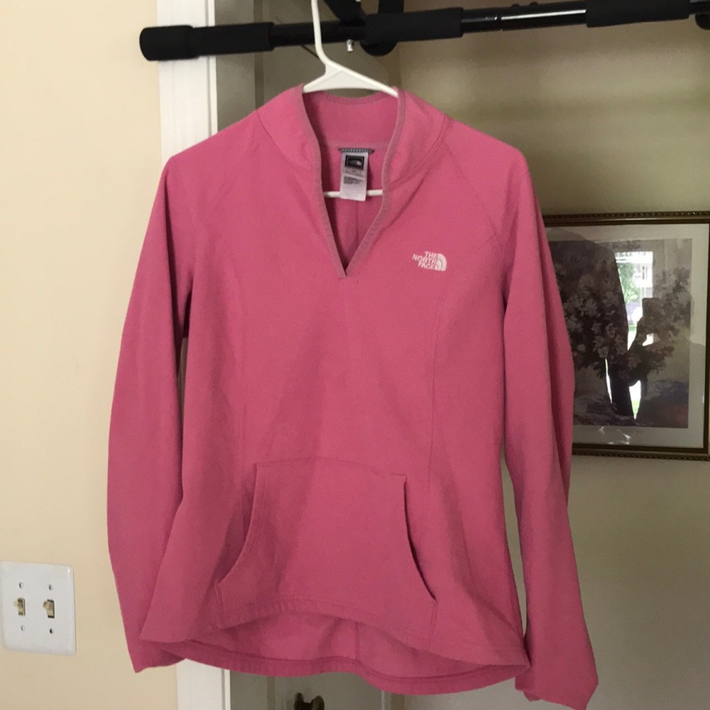 North face pullover with pocket & thumb holes